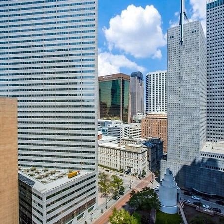 26Th Fl Bold Cozysuites With Pool, Gym Dallas Buitenkant foto