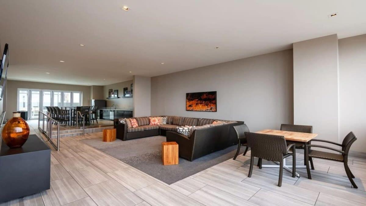 26Th Fl Bold Cozysuites With Pool, Gym Dallas Buitenkant foto