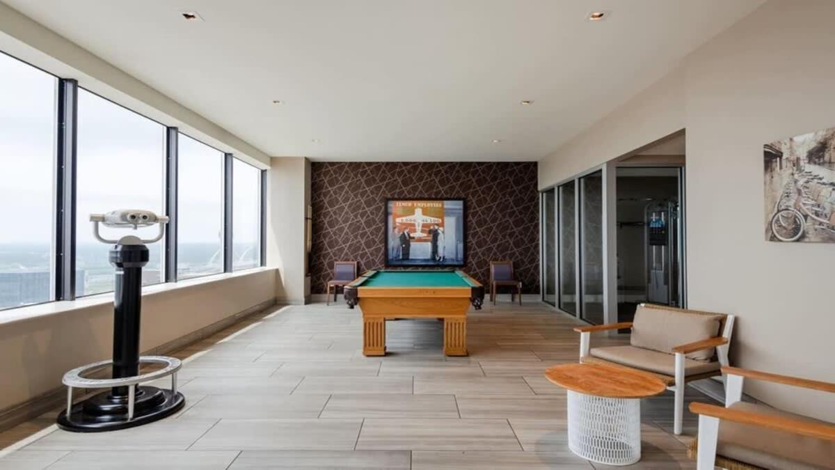 26Th Fl Bold Cozysuites With Pool, Gym Dallas Buitenkant foto