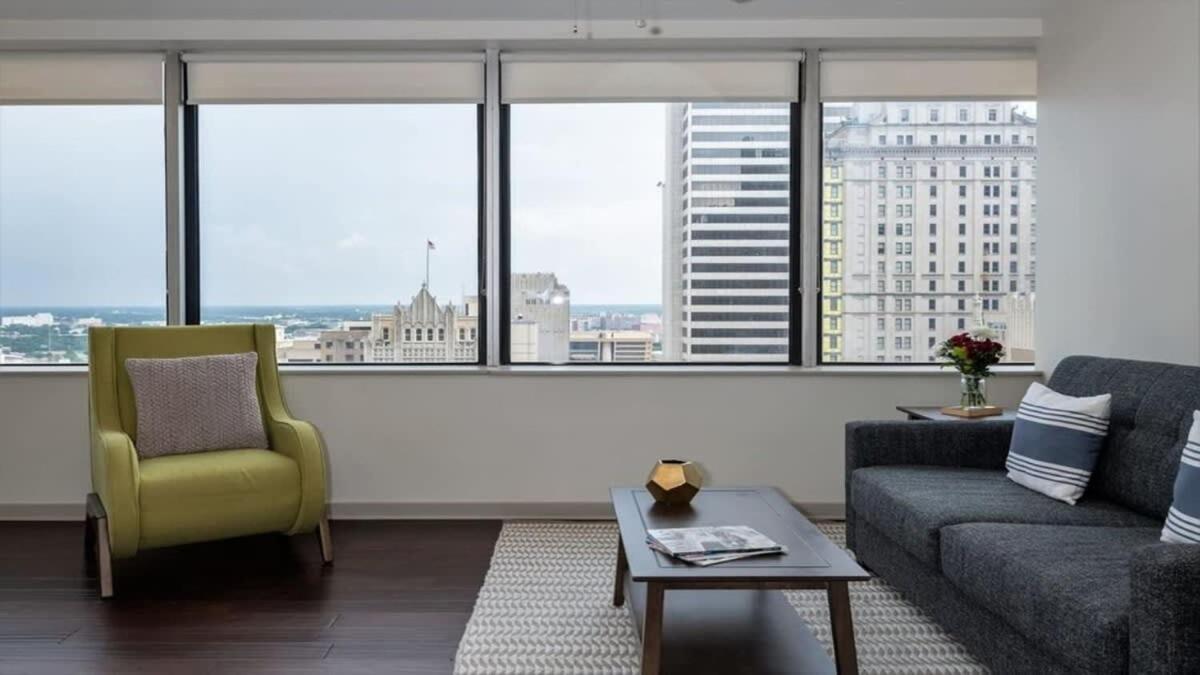 26Th Fl Bold Cozysuites With Pool, Gym Dallas Buitenkant foto